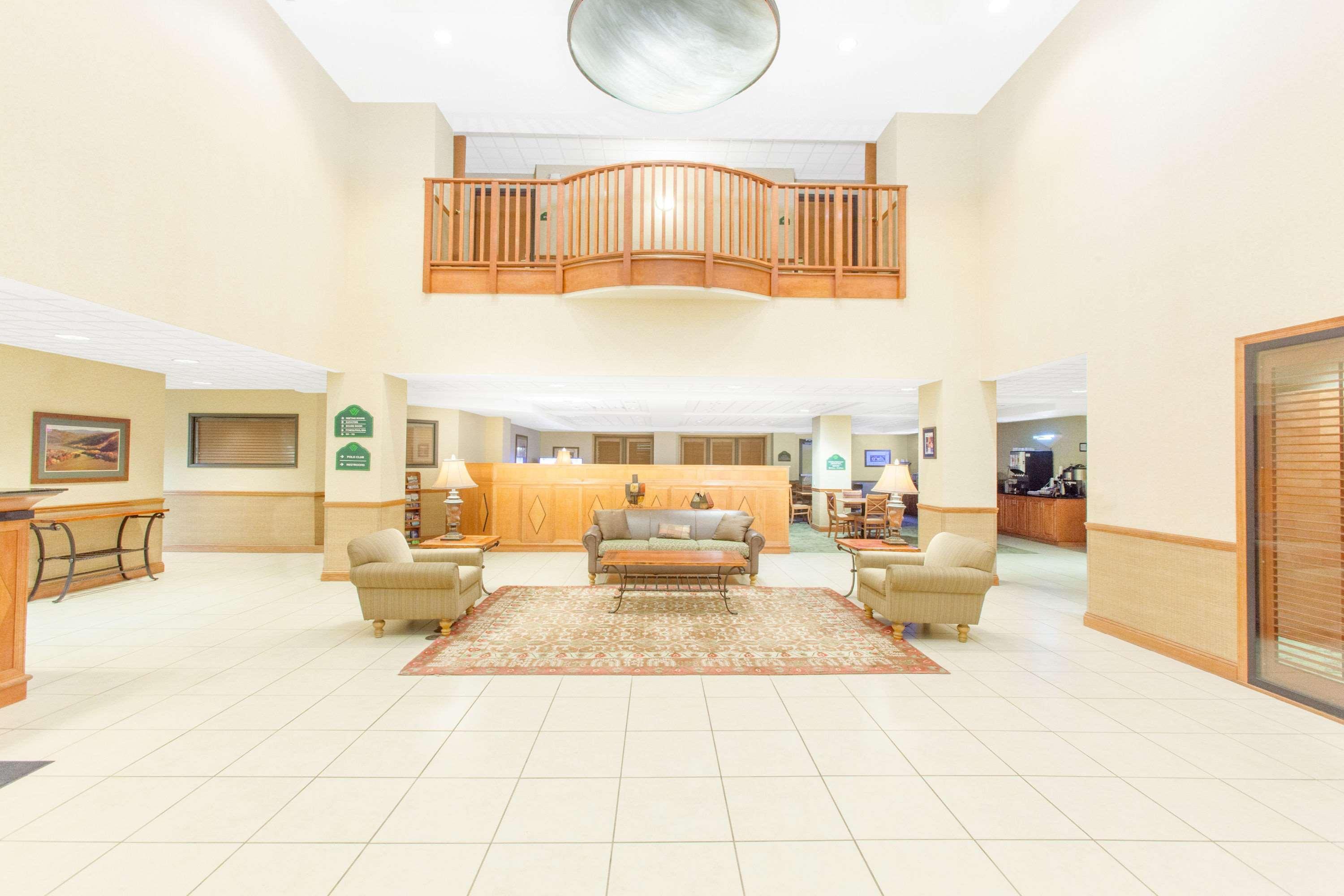 Wingate By Wyndham Bentonville Exterior photo