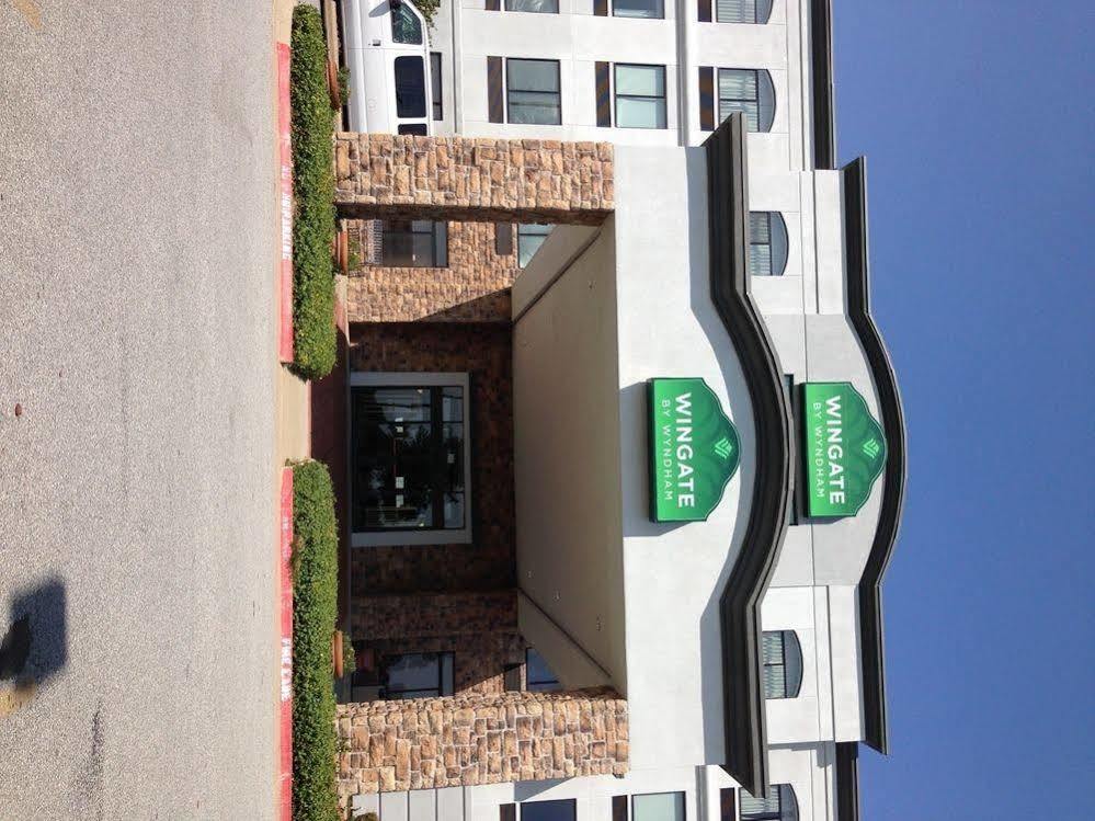 Wingate By Wyndham Bentonville Exterior photo